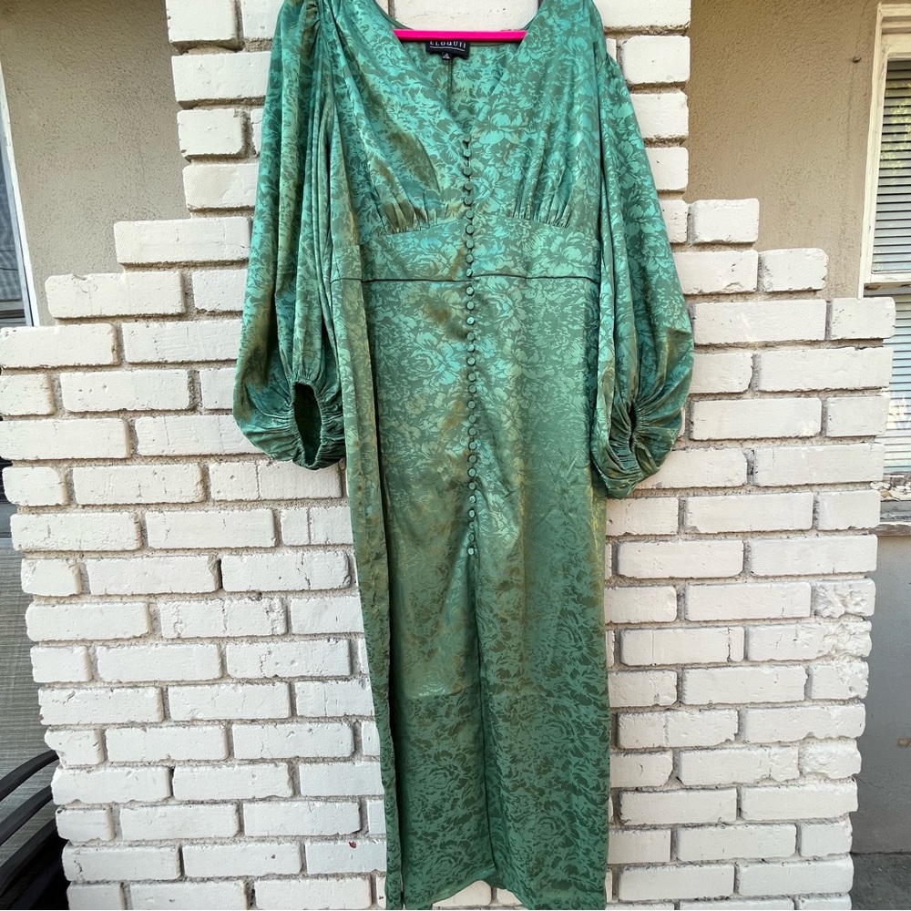 NWT ELOQUII Satin Floral Jacquard Sage Green Button Front Maxi Dress - Size 16